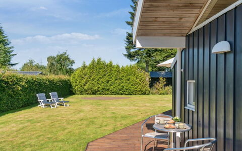 Rixa - 525M from the Sea: Hierba, Casa, Techo, Casa, Cabaña, Arbusto, El Terreno Del Lote, Área Rural, Casa De Campo, Cobertura Del Suelo