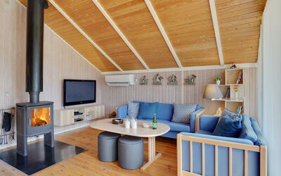 Norna - 300M from the Sea