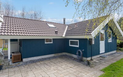 Norna - 300M from the Sea