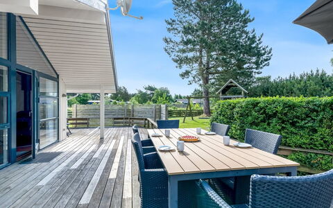 Truls - 800M from the Sea: Casa, Cabaña, Porche, Vía Muerta, Casa De Campo, Estructura Al Aire Libre