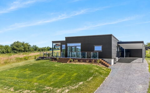 Klarin - 350M from the Sea: El Terreno Del Lote, Casa, Cabaña, Inmuebles, Casa De Campo, Porche, Paisajismo, Diseño, Edificios Del Jardín, Vía Muerta