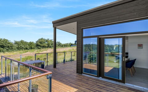Klarin - 350M from the Sea: Madera, Suelos De Madera, Cubierta, Madera Dura, Material Compuesto, Porche, Tablón, Manchas De Madera, Boardwalk, Balcón