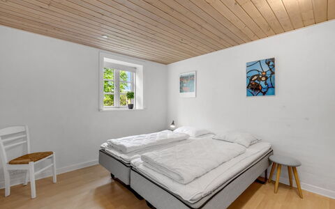 Merrit - 4.6Km to the Fjord: Madera, Suelo, Diseño De Interiores, Piso, Habitación, Techo, Cama, Casa, Mueble, Lecho