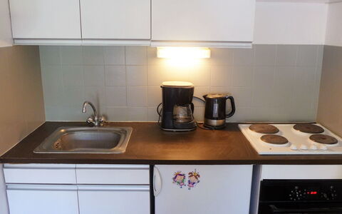 Cavalaire 240: Mostrador, Propiedad, Estufa, Cocina, Habitación, Estufa De Gas, Estufa De Cocina, Aparato De Cocina, Gabinetes, Electrodoméstico