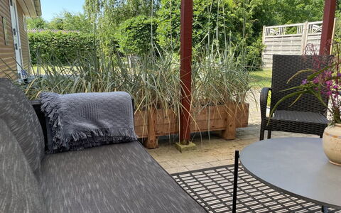 Desche - 300M from the Sea: Piscina, Mueble Para Exteriores, Mueble, Recurso, Losa, Eco Hotel, Sombra, Silla, Ocio, Inmuebles