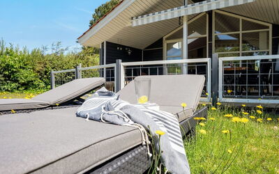 Waltraud - 500M from the Sea