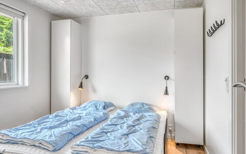 Jurien - 450M from the Sea: Techo, Madera, Habitación, Diseño De Interiores, Piso, Suelo, Habitación, Cama, Sábana, Lecho