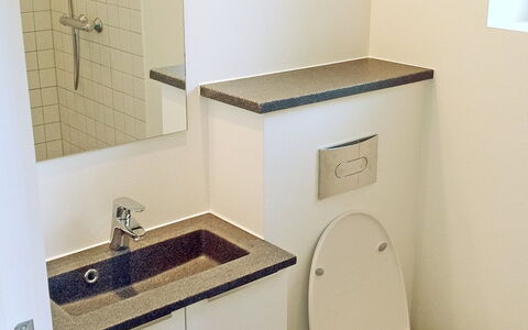 Ugot - 750M from the Sea: Piscina, Mueble Para Exteriores, Mueble, Recurso, Losa, Eco Hotel, Sombra, Silla, Ocio, Inmuebles