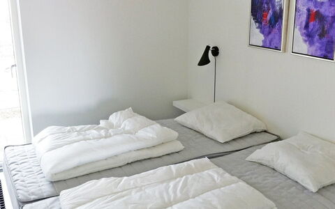 Ugot - 750M from the Sea: Piscina, Mueble Para Exteriores, Mueble, Recurso, Losa, Eco Hotel, Sombra, Silla, Ocio, Inmuebles