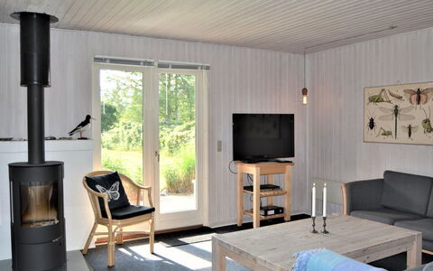 Kustaa - 1Km from the Sea: Madera, Piso, Mueble, Suelo, Suelos De Madera, Diseño De Interiores, Casa, Silla, Sala, Madera Dura