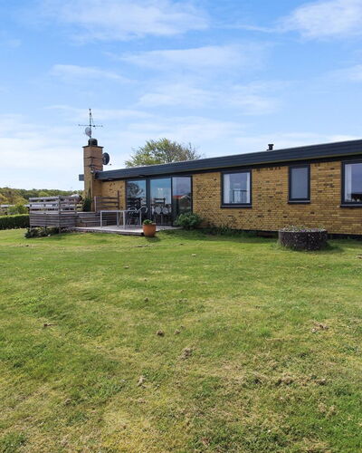 Kiowa - 100M from the Sea