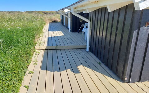 Sixten - 450M from the Sea: Piso, Pared, Suelo, Diseño De Interiores, Madera, Techo, Suelos De Madera, Encendiendo, Mueble, Suelo Laminado