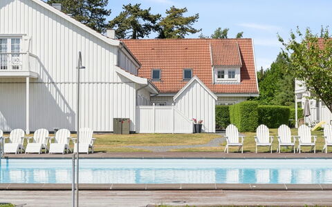 Anniek - 1Km to the Fjord: Madera, Techo, Arquitectura, Casa, Casa, Cabaña, Vía Muerta, Madera Dura, Pendiente, Inmuebles