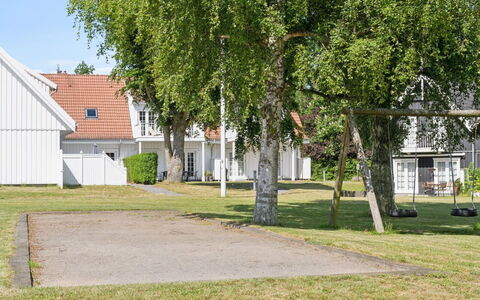 Anniek - 1Km to the Fjord: Madera, Techo, Arquitectura, Casa, Casa, Cabaña, Vía Muerta, Madera Dura, Pendiente, Inmuebles