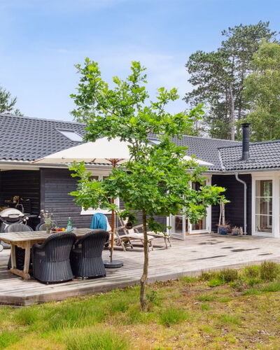 Grethe - 750M from the Sea