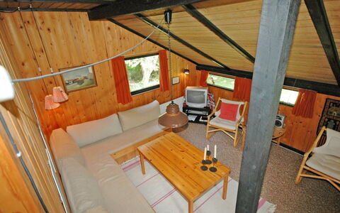 Spasena - 400M from the Sea: Techo, Casa, Puerta, Cabaña, Sombra, Vía Muerta, Yarda, Inmuebles, Patio Interior