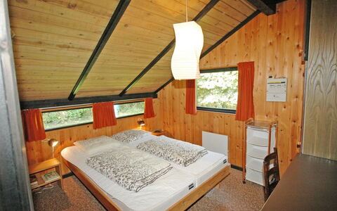 Spasena - 400M from the Sea: Techo, Casa, Puerta, Cabaña, Sombra, Vía Muerta, Yarda, Inmuebles, Patio Interior