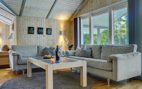 Sida - 600M from the Sea: Mueble, Diseño De Interiores, Piso, Madera, Sofá, Suelo, Techo, Sala, Casa, Encendiendo