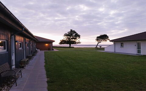 Emira - 50M from the Sea: Hierba, Pradera, Paisaje, Ecorregión, Llanura, Planta De La Comunidad, El Terreno Del Lote, Mueble Para Exteriores, Pradera, Shrubland