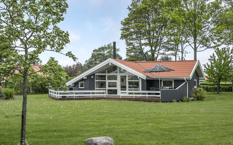 Barth - 150M from the Sea: Techo, Casa, El Terreno Del Lote, Casa, Cabaña, Inmuebles, Edificios Del Jardín, Sombra, Cuarto De Troncos, Paisajismo