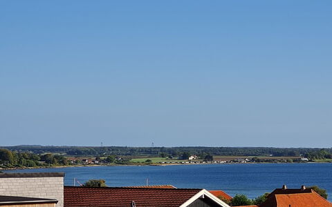 Gunborg - 400M from the Sea: Mueble, Diseño De Interiores, Piso, Madera, Suelo, Techo, Suelos De Madera, Silla, Mesa, Encendiendo