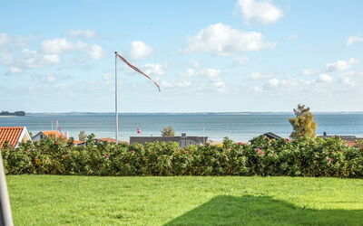 Apsolon - 150M from the Sea
