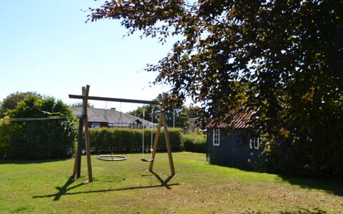 Nita - 24Km from the Sea: Azul, Arbusto, Cabaña, Cobertura Del Suelo, Jardín, Inmuebles, Sombra, Paisajismo, Casa De Campo, Eco Hotel