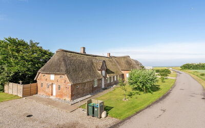Anje - 16Km from the Sea