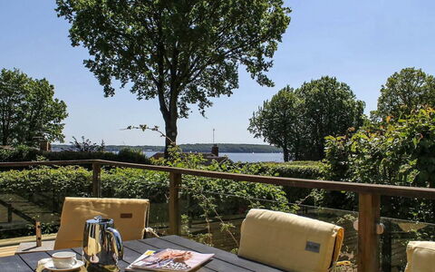 Engelke - 150M from the Sea