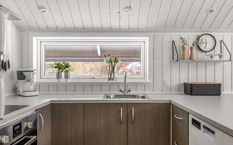 Aleide - 29Km from the Sea: Madera, Cocina, Piso, Techo, Mostrador, Diseño De Interiores, Aparato De Cocina, Electrodoméstico, Electrodoméstico, Gabinetes