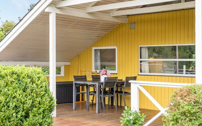 Hannelise - 30Km from the Sea
