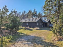 sigourney - 2km To The Fjord