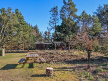 sigourney - 2km To The Fjord