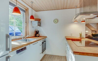 Friederk - 12Km from the Sea