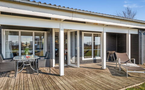 Bjart - 50M to the Fjord: Madera, Techo, Arquitectura, Casa, Casa, Cabaña, Vía Muerta, Madera Dura, Pendiente, Inmuebles