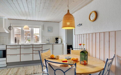Fransiska - from the Sea: Mueble, Diseño De Interiores, Piso, Lámpara, Madera, Techo, Suelo, Encendiendo, Cocina, Silla
