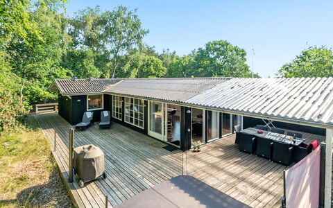 Epke - 250M from the Sea: Casa, Cabaña, Porche, Vía Muerta, Casa De Campo, Estructura Al Aire Libre