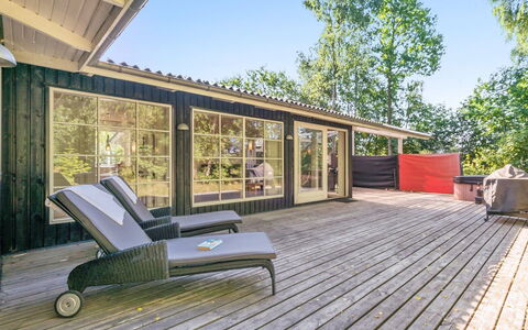 Epke - 250M from the Sea: Casa, Cabaña, Porche, Vía Muerta, Casa De Campo, Estructura Al Aire Libre