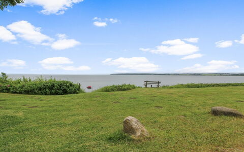 Giselle - 150M from the Sea: Cielo, Azul, Hierba, Verde, Paisaje Natural, Horizonte, Pradera, Nube, Paisaje, Llanura