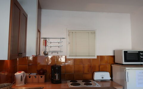 Les Voiliers: Habitación, Propiedad, Mueble, Diseño De Interiores, Edificio, Casa, Gabinetes, Cocina, Desván, Suelo
