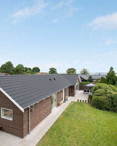 Regni - 300M to the Fjord