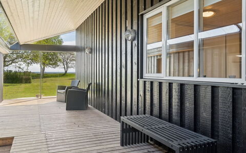Elba - 100M from the Sea: Piscina, Mueble Para Exteriores, Mueble, Recurso, Losa, Eco Hotel, Sombra, Silla, Ocio, Inmuebles
