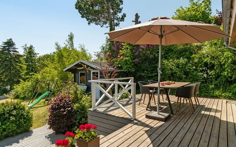 Gerhild - 300M from the Sea: Madera, Mueble, Mueble Para Exteriores, Paraguas, Arbusto, Jardín, Mesa Al Aire Libre, Mesa, Silla