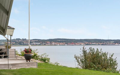 Eilen - 250M from the Sea