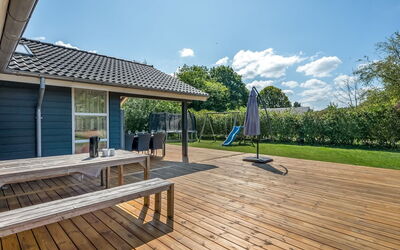 Alrike - 850M from the Sea