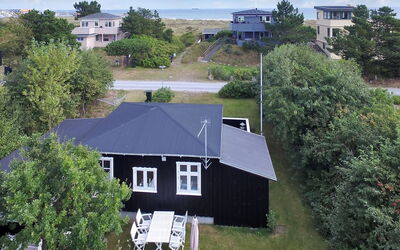 Alina - 200M from the Sea