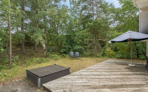 Ros - 350M from the Sea: Hierba, Edificio, Casa, Techo, Casa, Barrio Residencial, Cabaña, El Terreno Del Lote, Área Rural, Césped