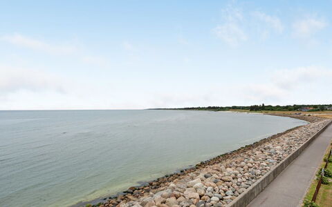 Femme - 15M from the Sea: Piscina, Mueble Para Exteriores, Mueble, Recurso, Losa, Eco Hotel, Sombra, Silla, Ocio, Inmuebles