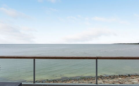 Femme - 15M from the Sea: Piscina, Mueble Para Exteriores, Mueble, Recurso, Losa, Eco Hotel, Sombra, Silla, Ocio, Inmuebles