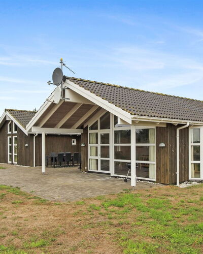 Calina - 300M from the Sea